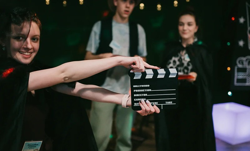 Городские огни и праздничное настроение в Геленджике